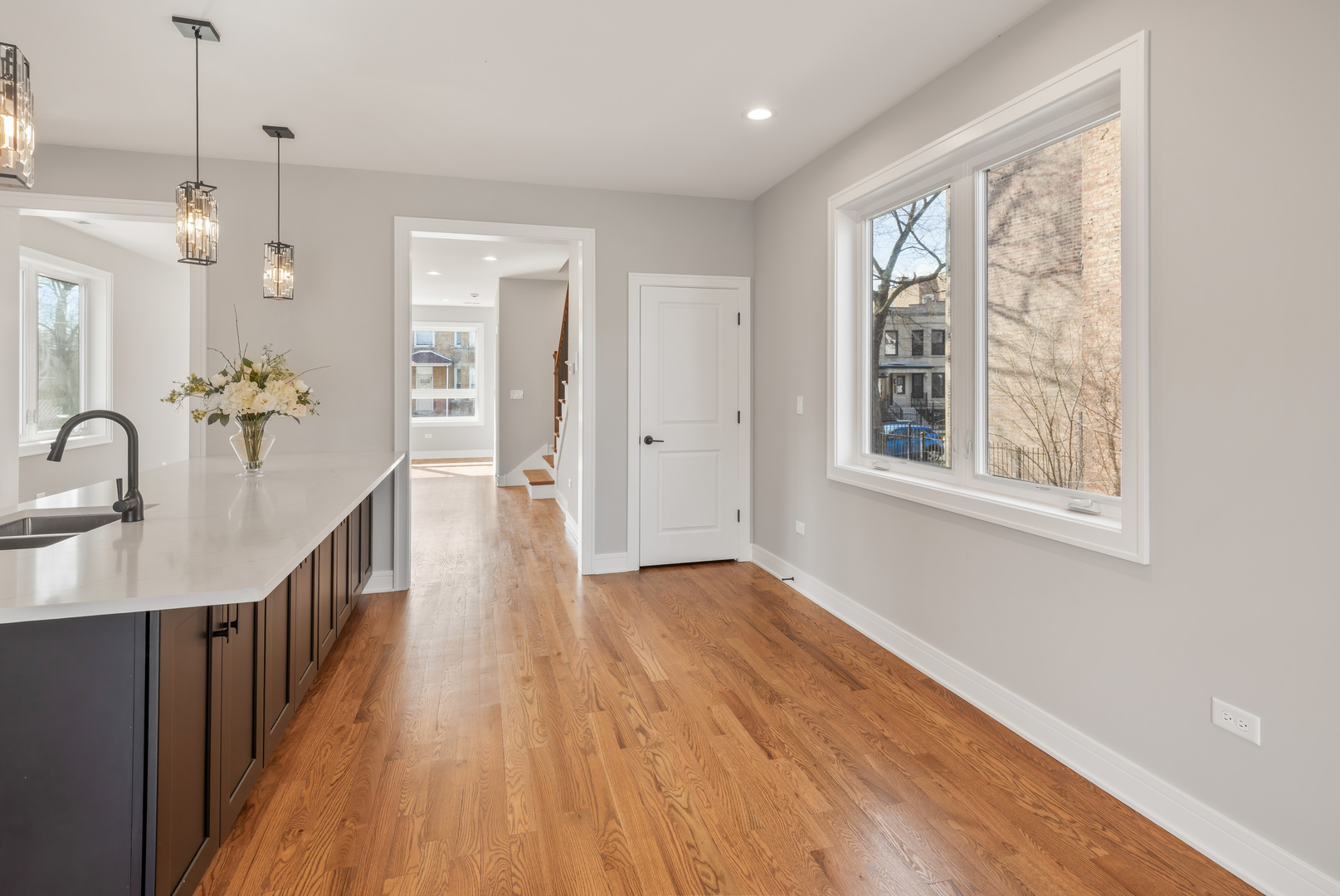 6639 South Langley Avenue Chicago IL 60637