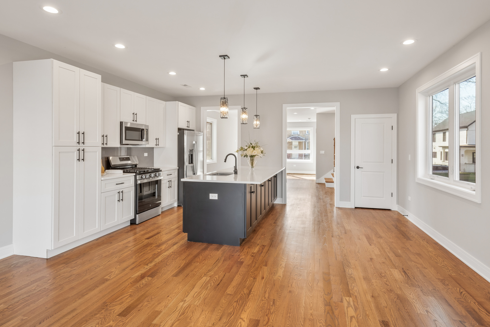 6639 South Langley Avenue Chicago IL 60637