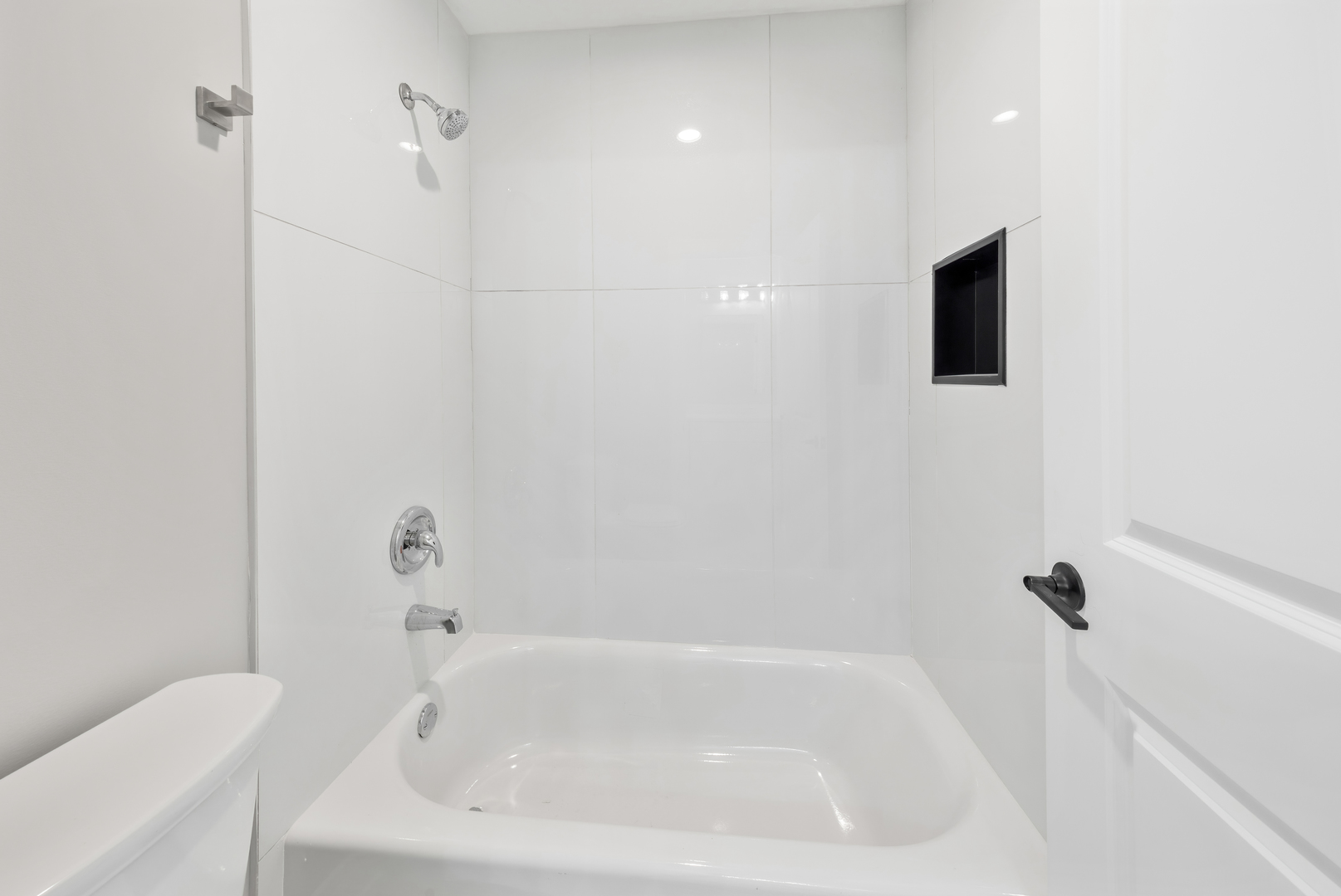 6639 South Langley Avenue Chicago IL 60637