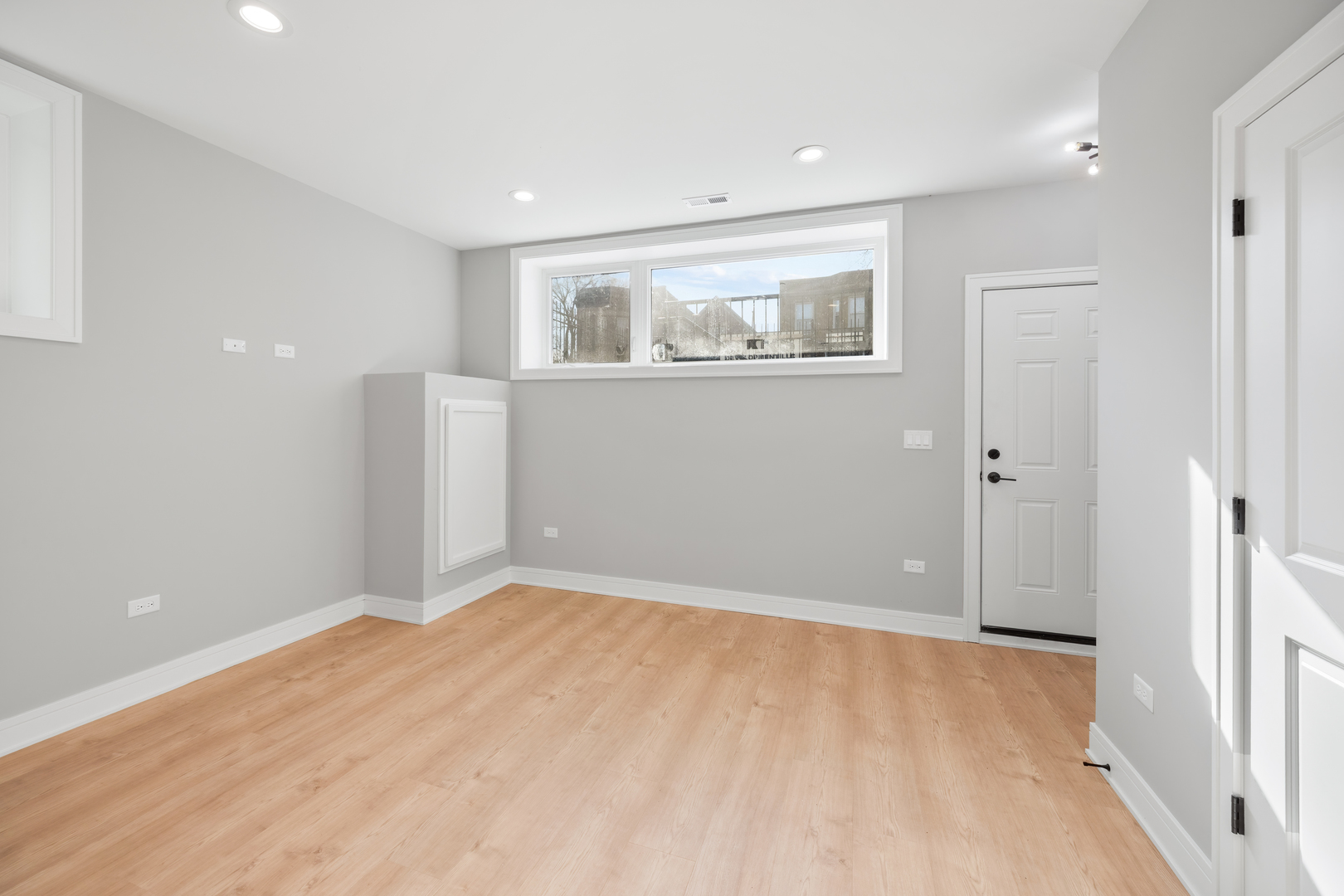 6639 South Langley Avenue Chicago IL 60637