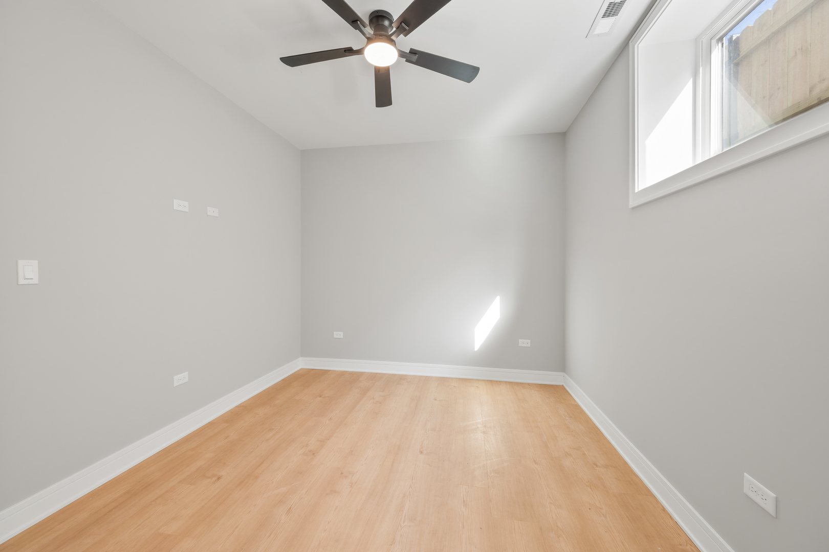 6639 South Langley Avenue Chicago IL 60637