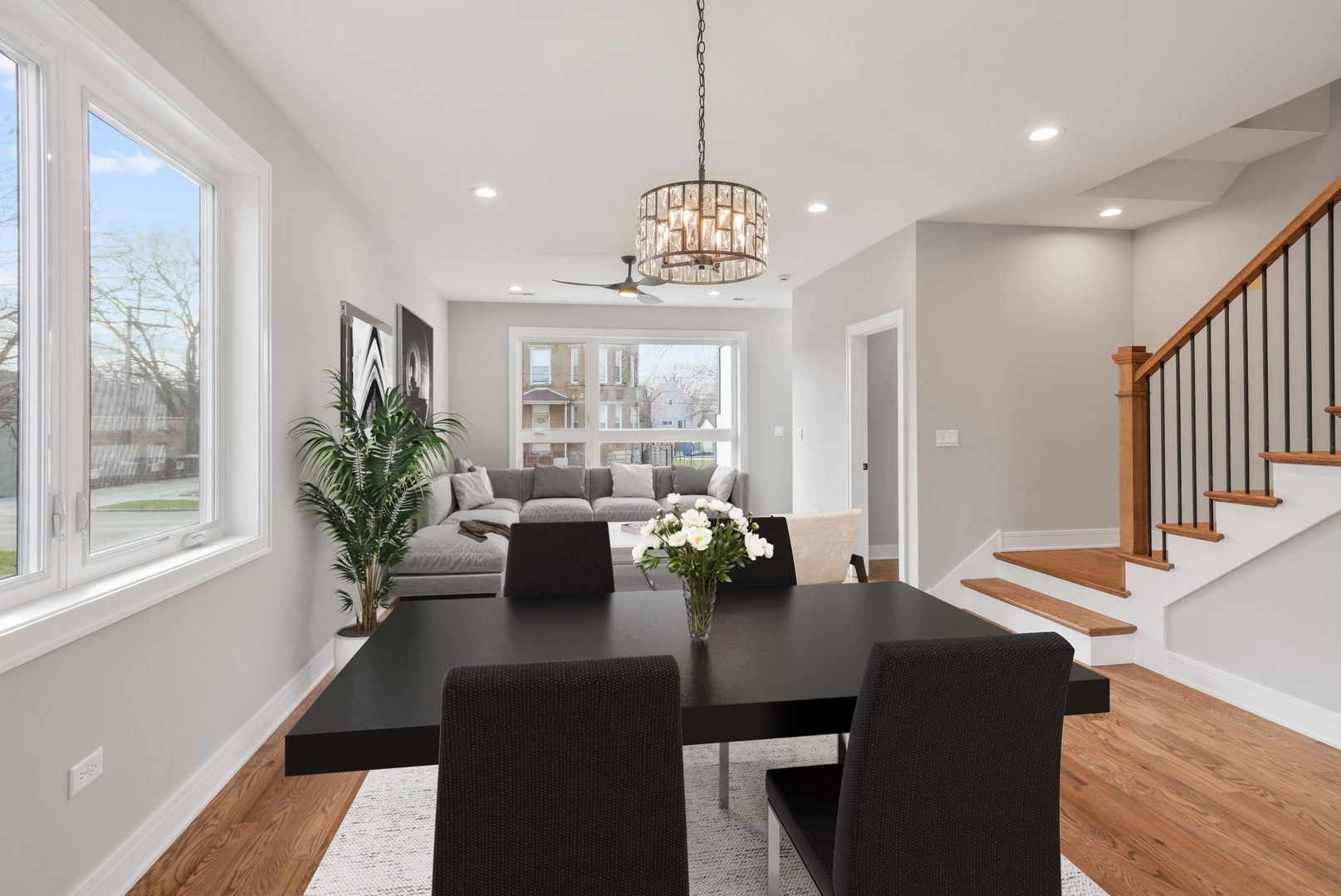 6639 South Langley Avenue Chicago IL 60637