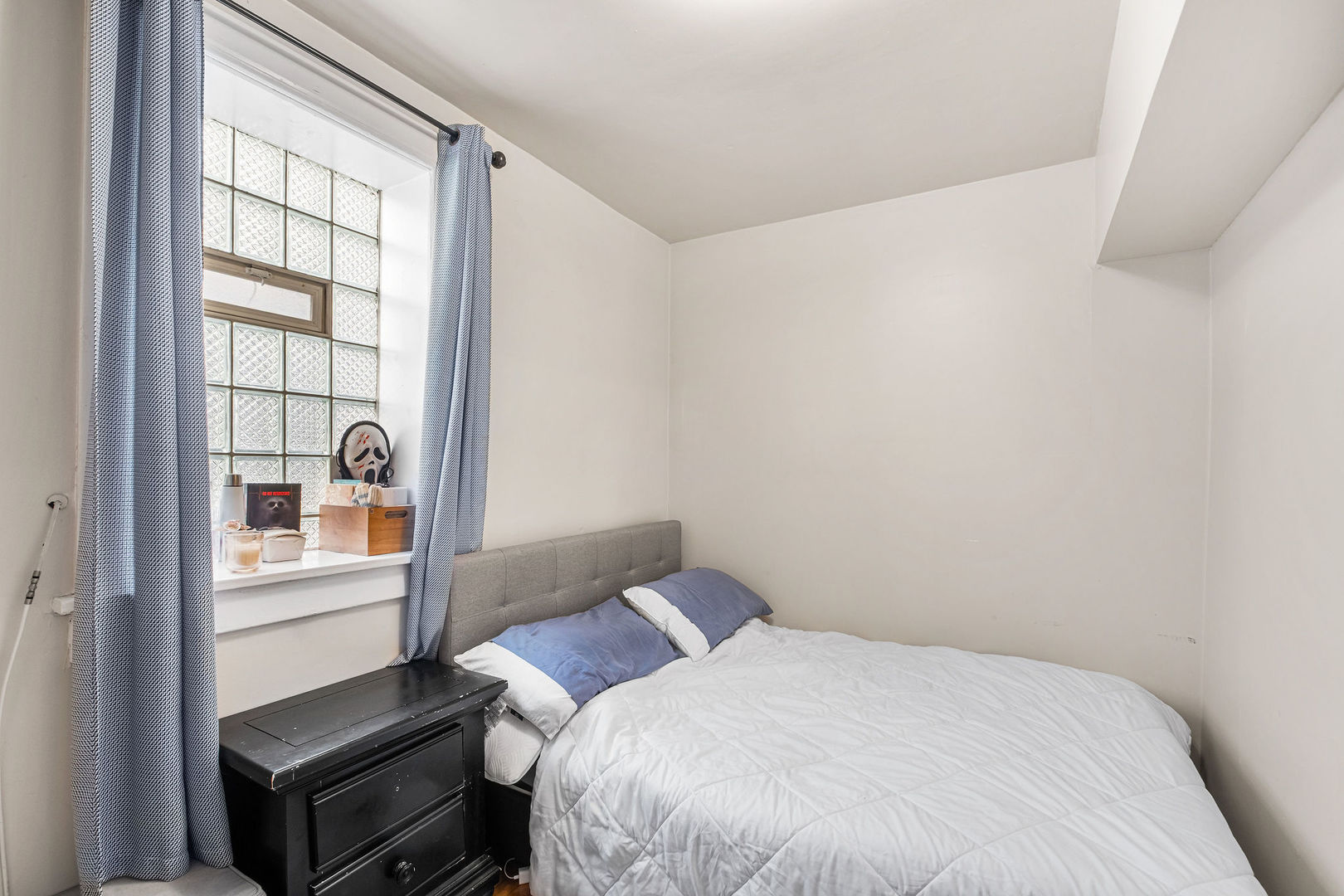 4535 North Spaulding Avenue Chicago IL 60625