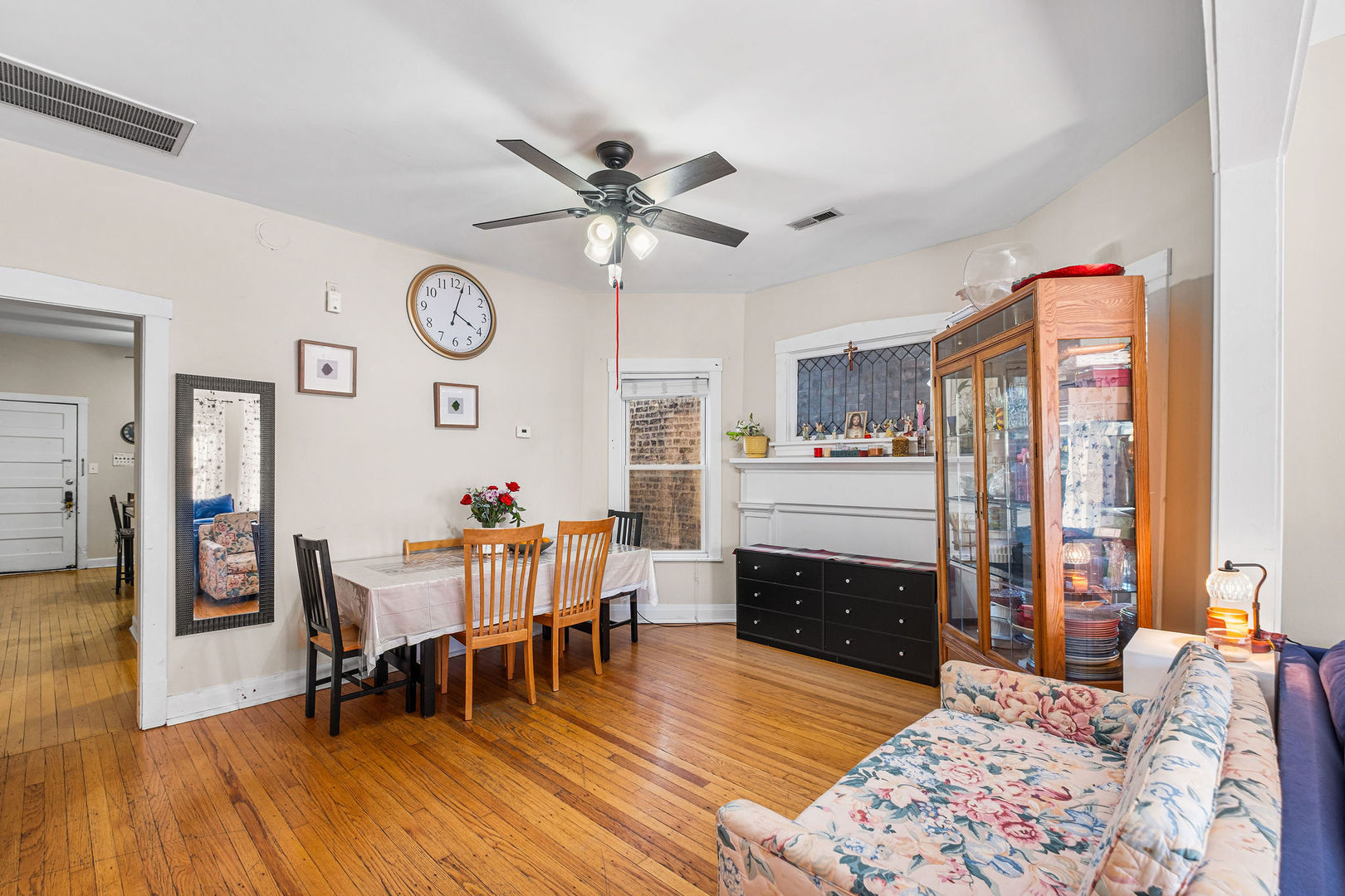 4535 North Spaulding Avenue Chicago IL 60625