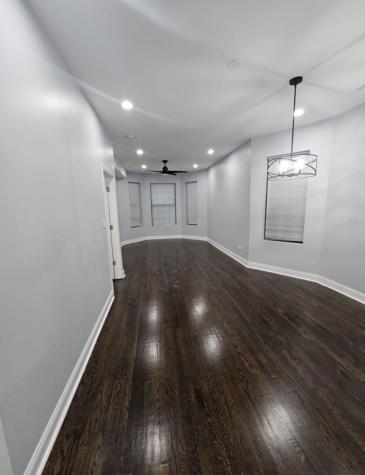 3251 West Evergreen Avenue Chicago IL 60651