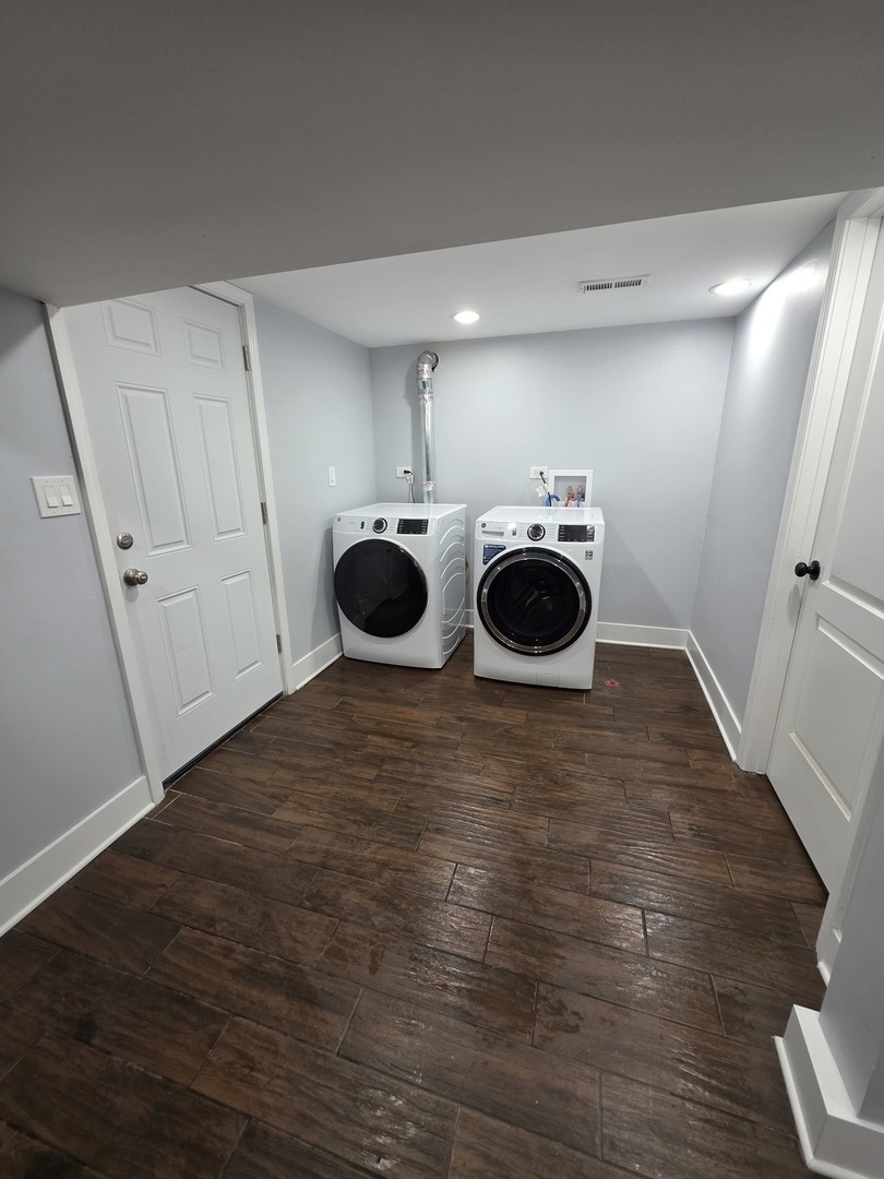 3251 West Evergreen Avenue Chicago IL 60651