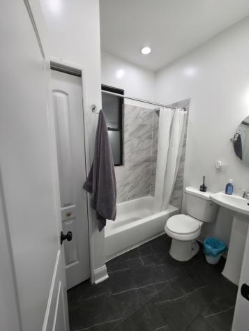 3251 West Evergreen Avenue Chicago IL 60651