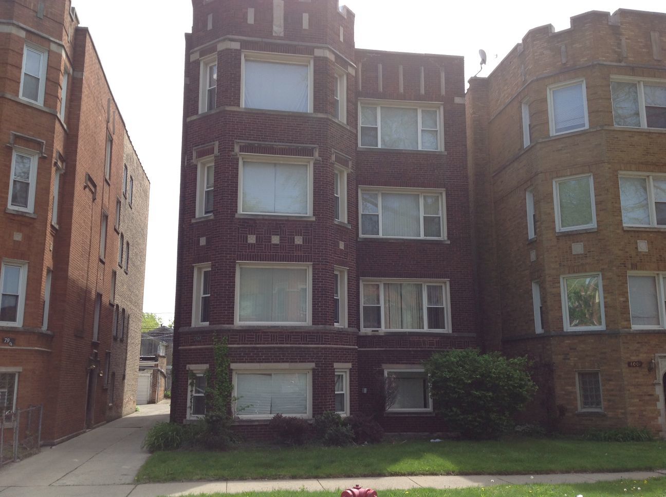 7965 South Phillips Avenue Chicago IL 60617