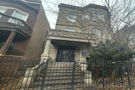 3944 West Gladys Avenue Chicago IL 60624
