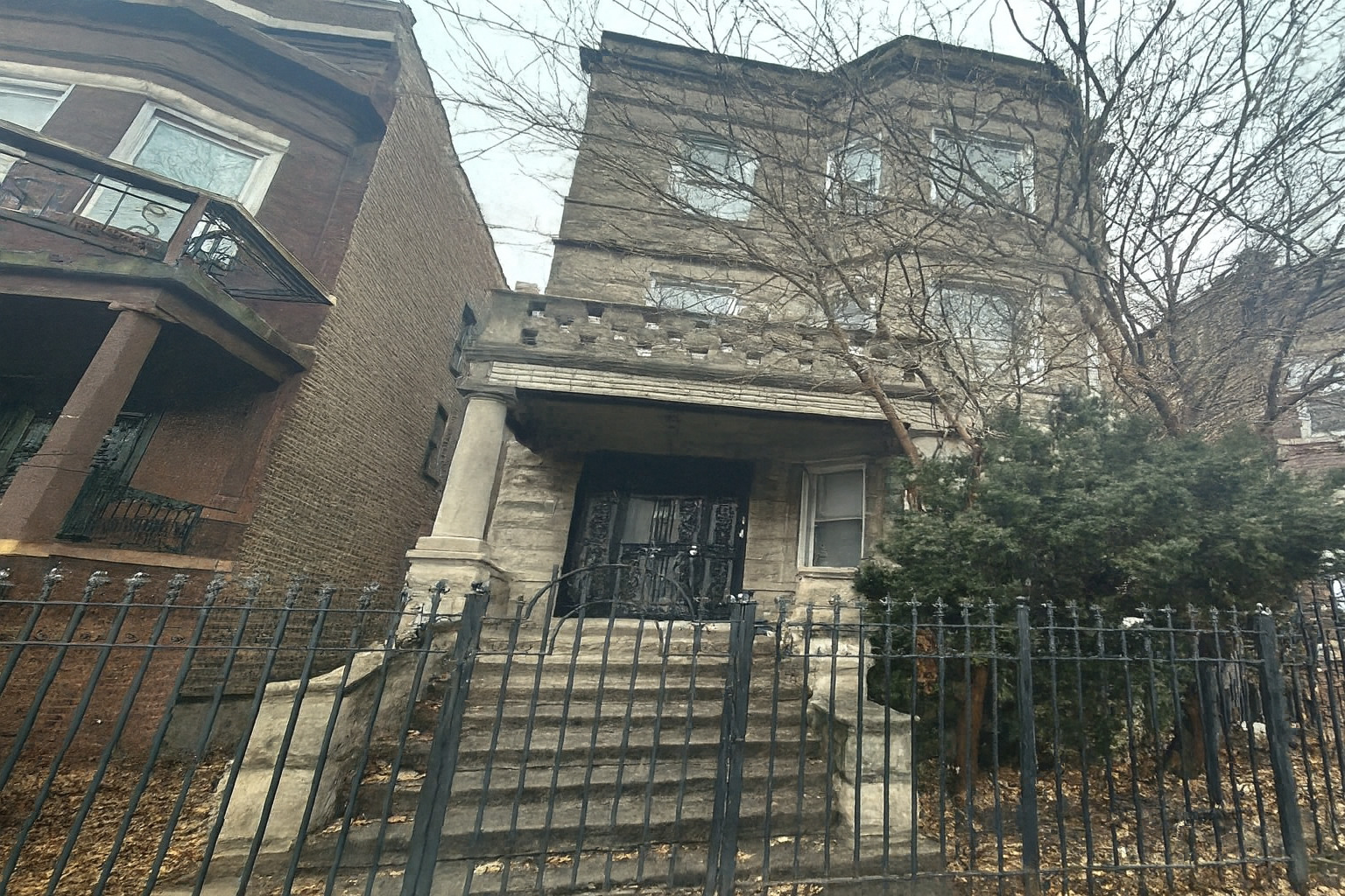 3944 West Gladys Avenue Chicago IL 60624