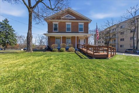 469 North Lake Street Aurora IL 60506