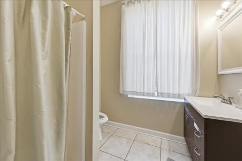 469 North Lake Street Aurora IL 60506