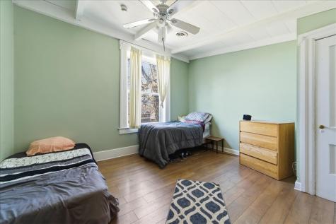 469 North Lake Street Aurora IL 60506
