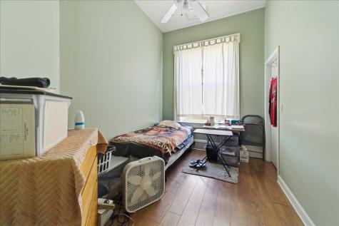 469 North Lake Street Aurora IL 60506