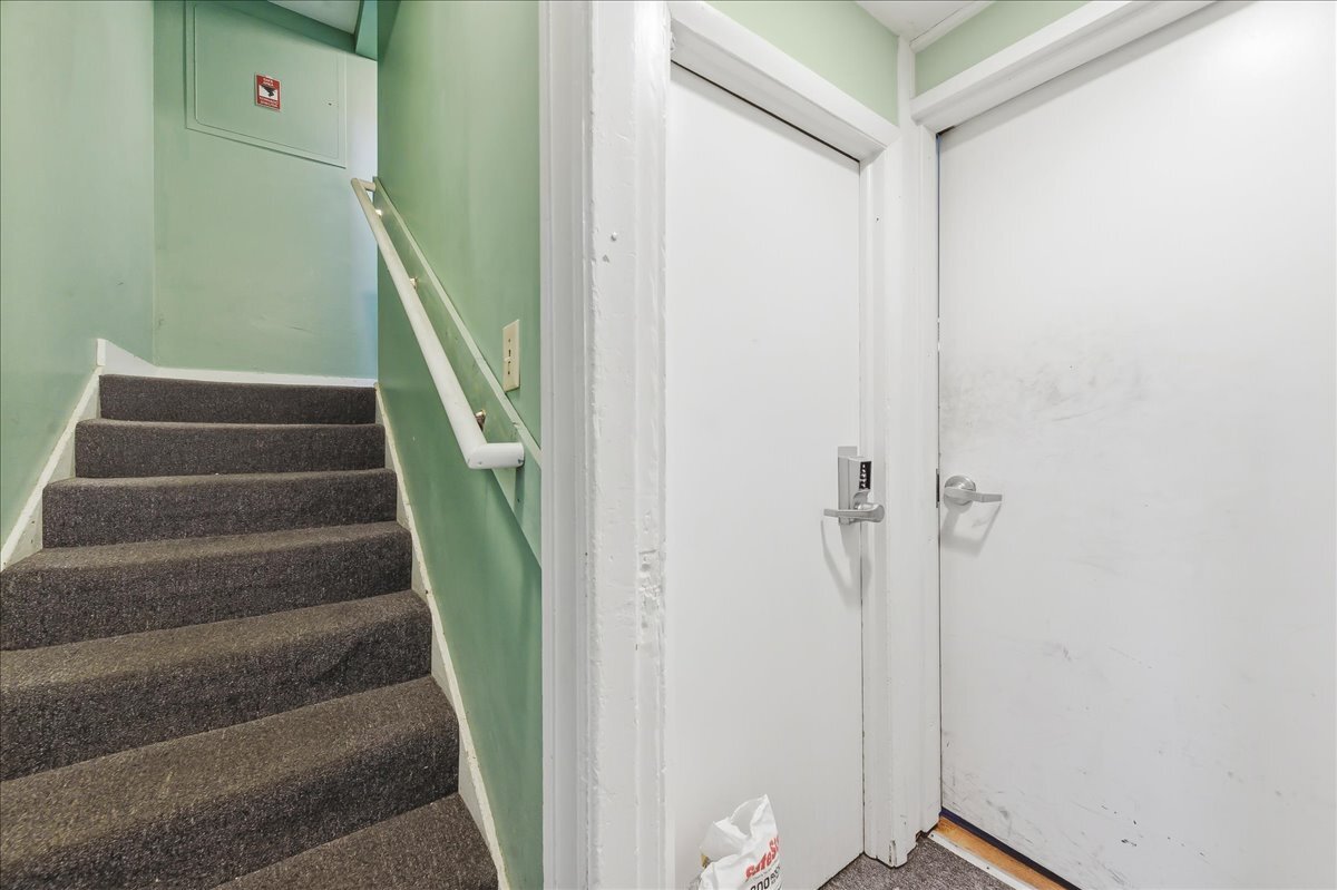 469 North Lake Street Aurora IL 60506