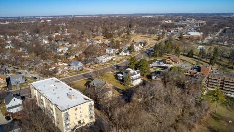 469 North Lake Street Aurora IL 60506