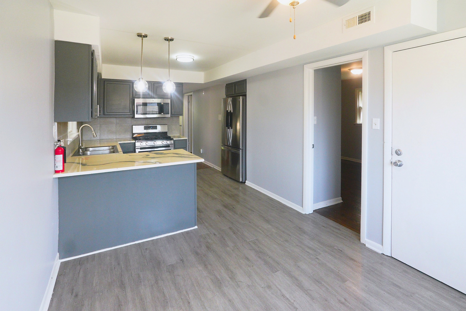 7950 South Lafayette Avenue Chicago IL 60620