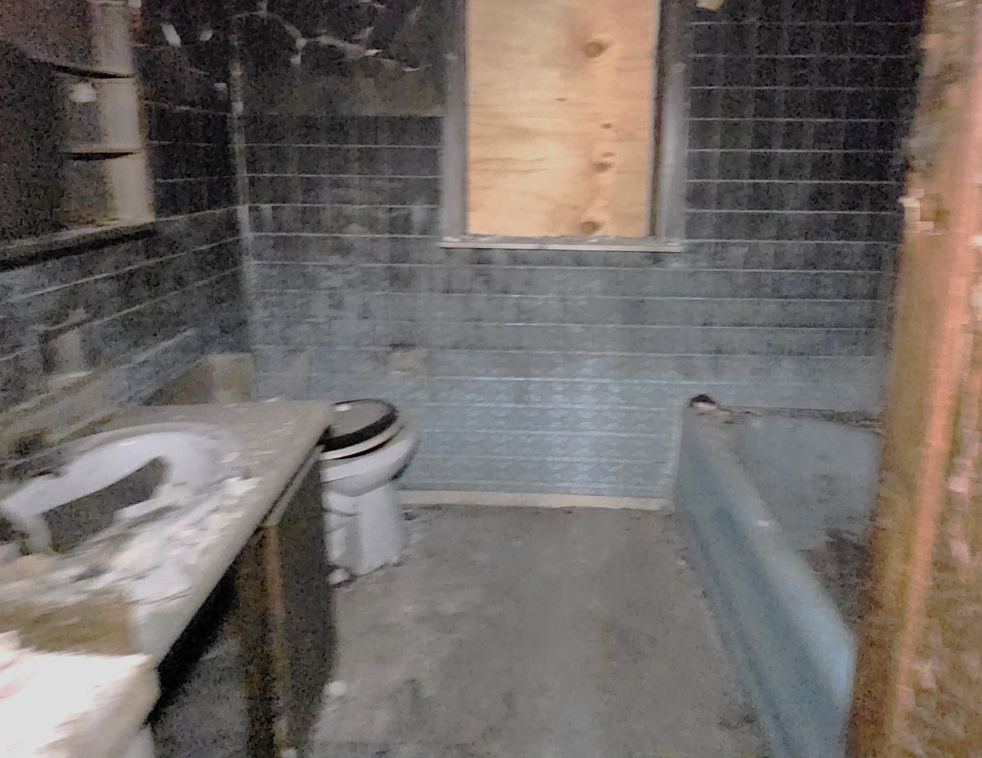 7952 South Langley Avenue Chicago IL 60619