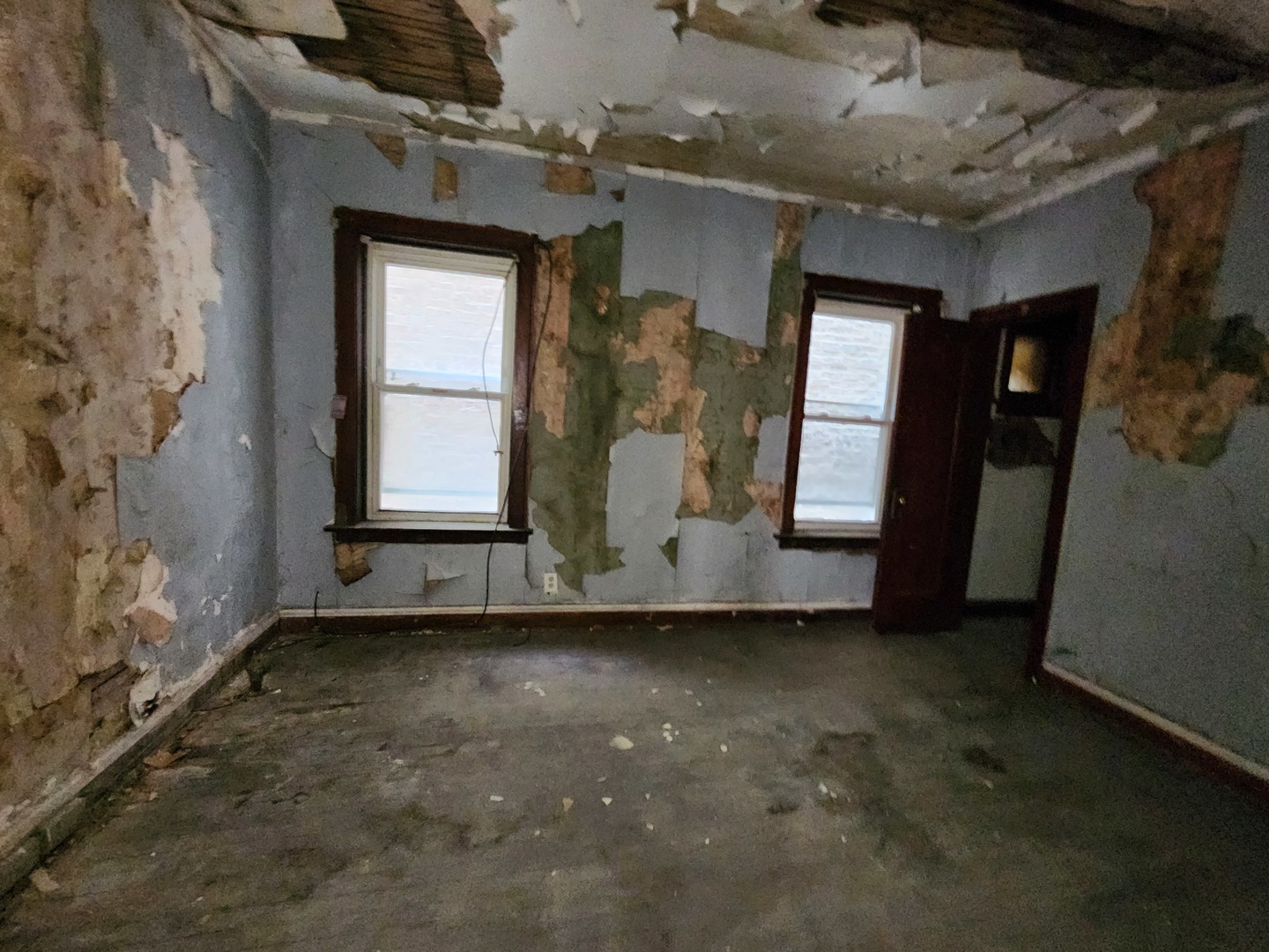 7952 South Langley Avenue Chicago IL 60619