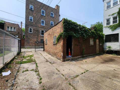 7952 South Langley Avenue Chicago IL 60619