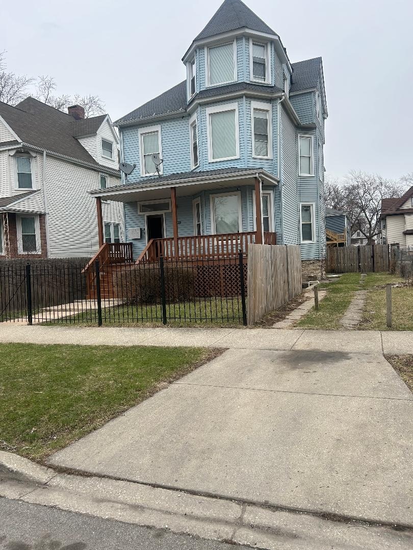 329 North Lorel Avenue Chicago IL 60644
