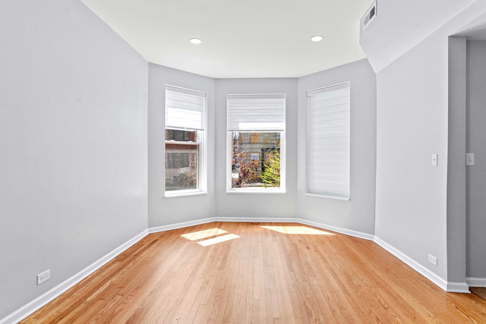 1414 West Summerdale Avenue Chicago IL 60640