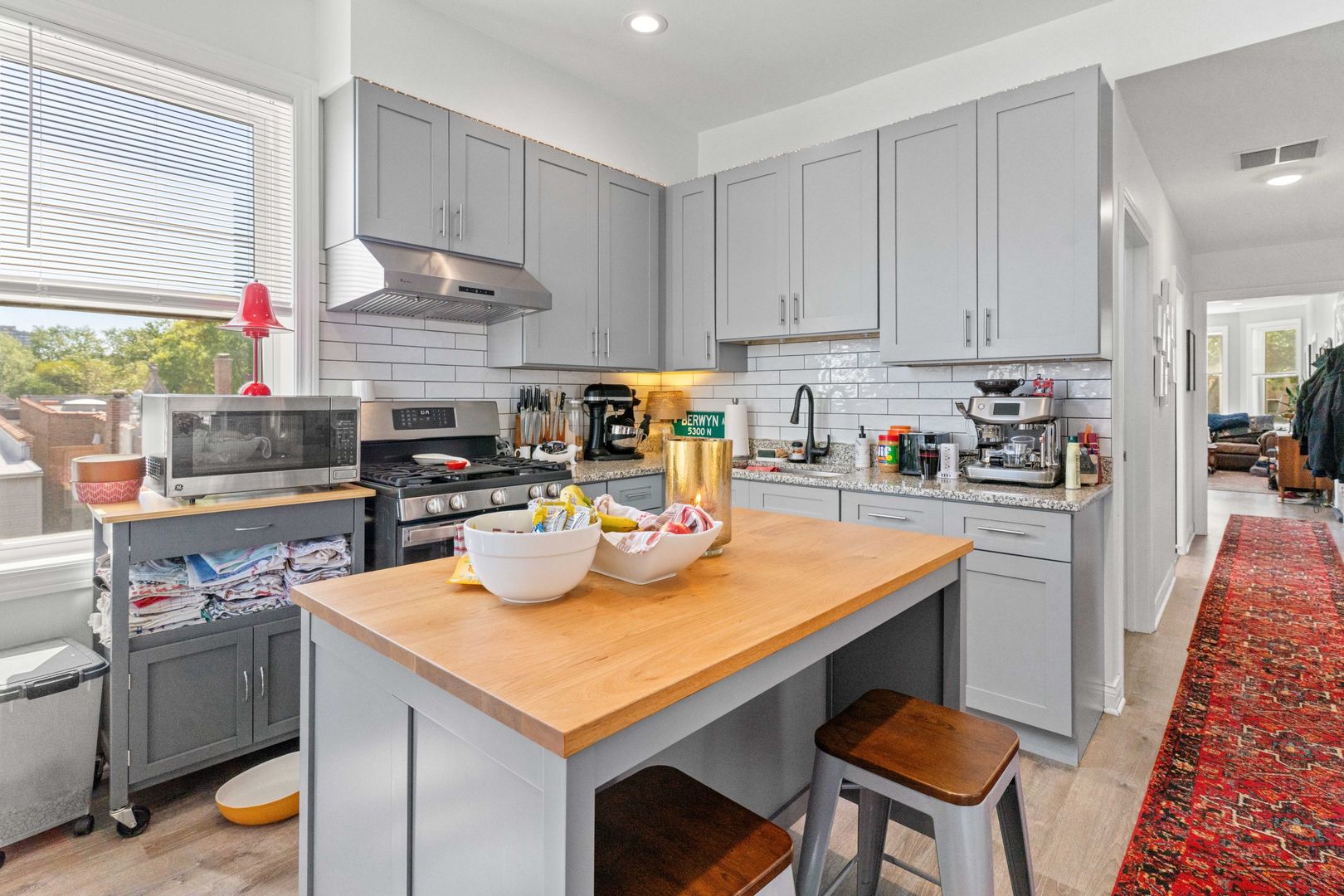 1414 West Summerdale Avenue Chicago IL 60640