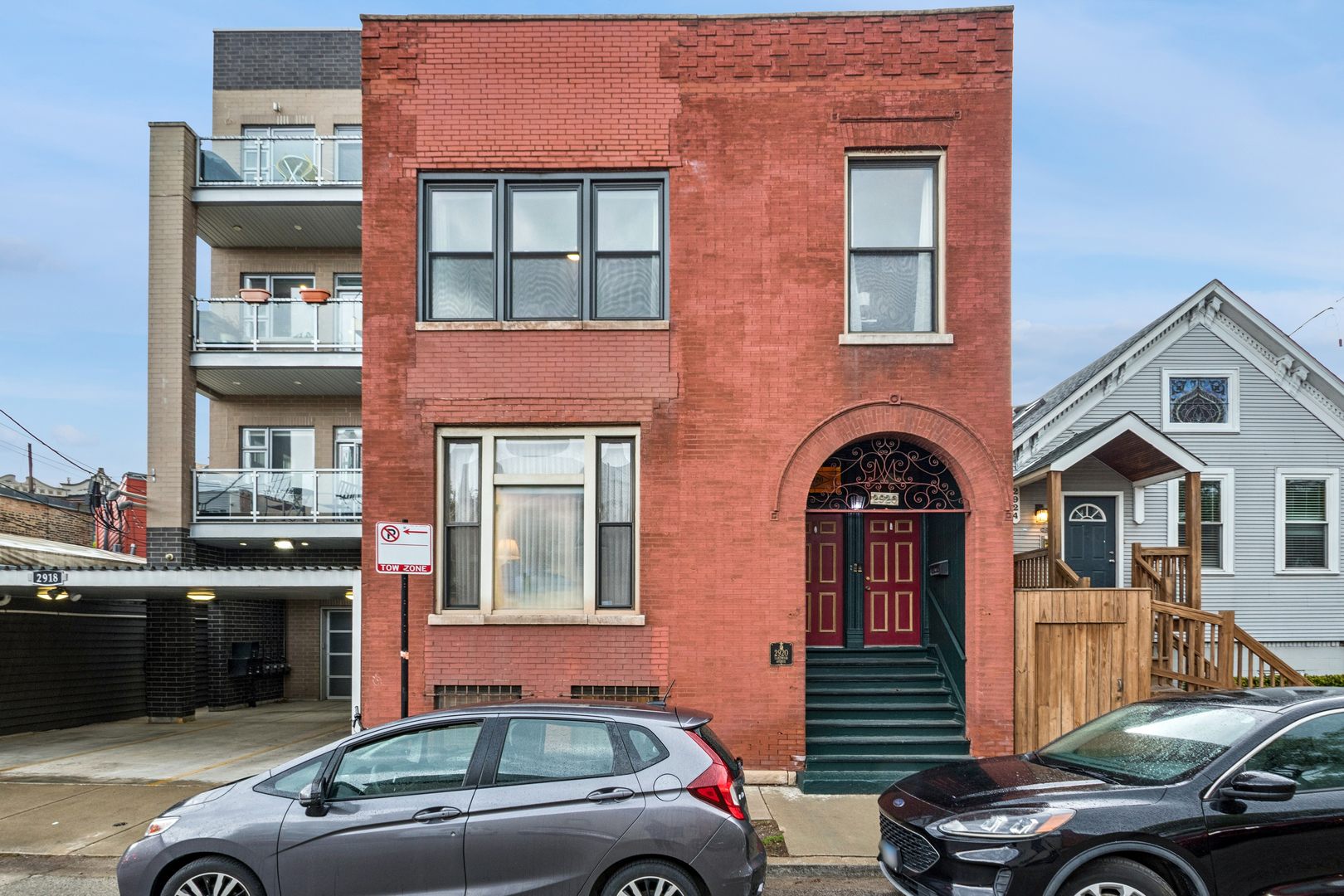 2920 North Lakewood Avenue Chicago IL 60657