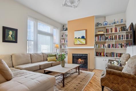 2920 North Lakewood Avenue Chicago IL 60657