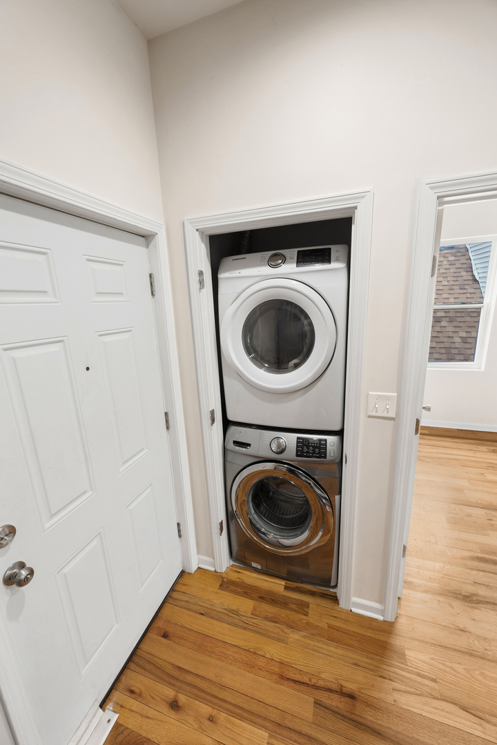 6418 South Rhodes Avenue Chicago IL 60637