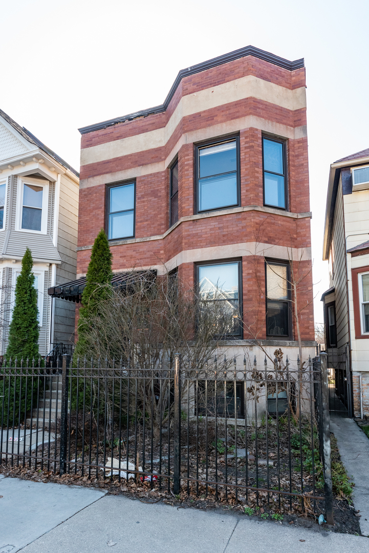 4612 North Claremont Avenue Chicago IL 60625
