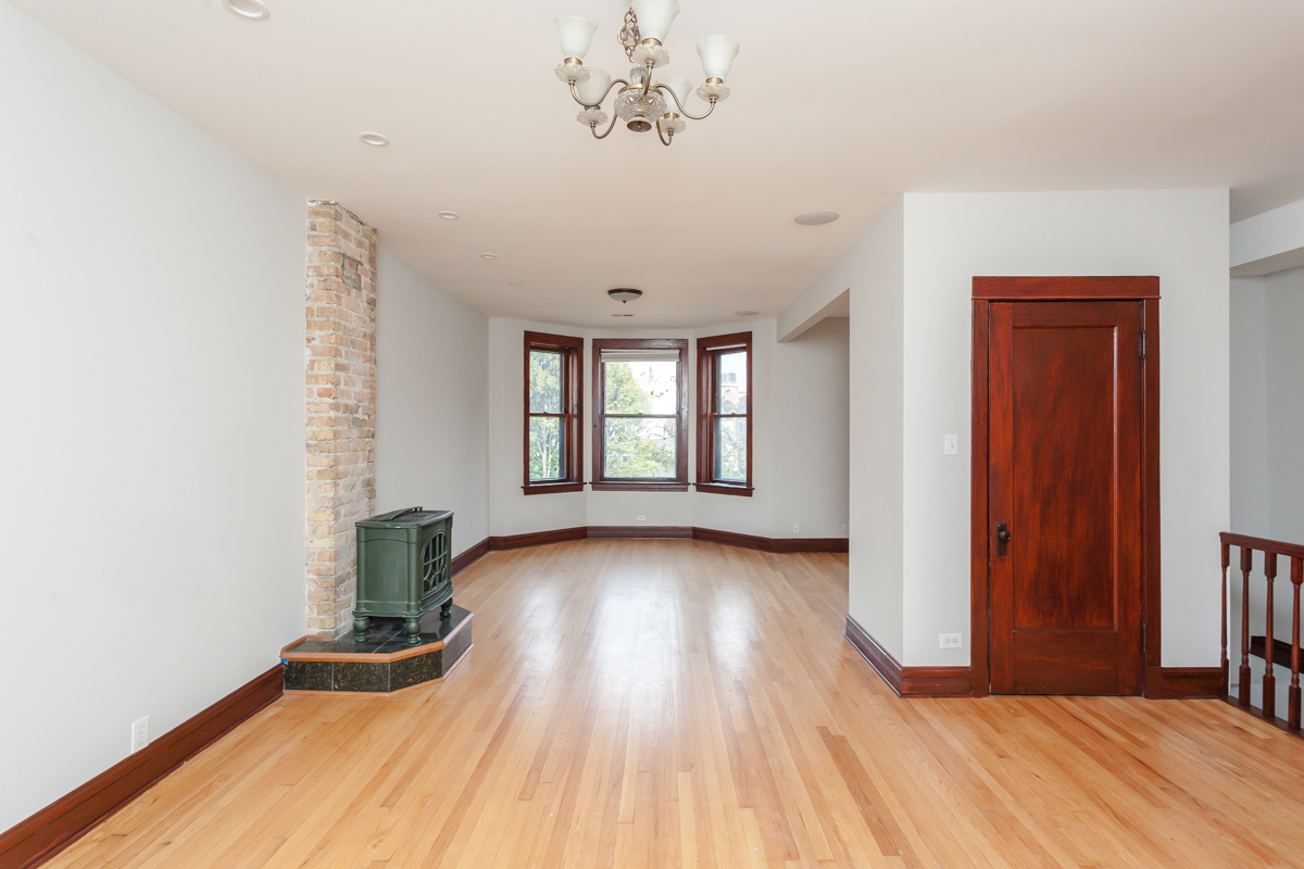 4612 North Claremont Avenue Chicago IL 60625