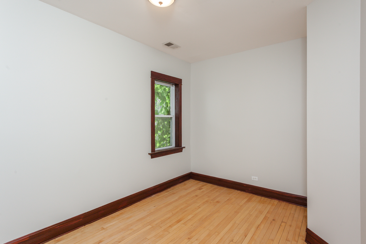 4612 North Claremont Avenue Chicago IL 60625