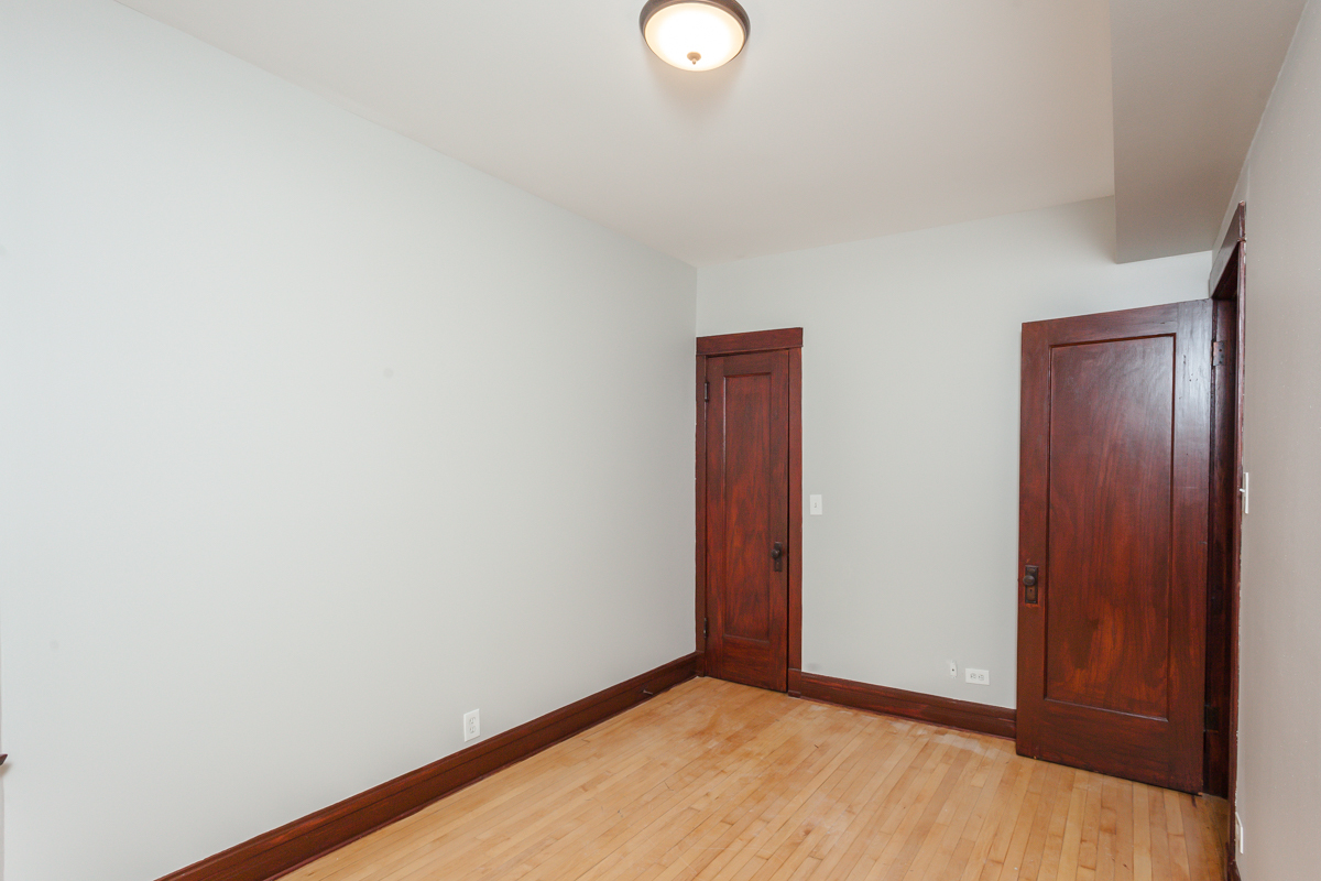 4612 North Claremont Avenue Chicago IL 60625