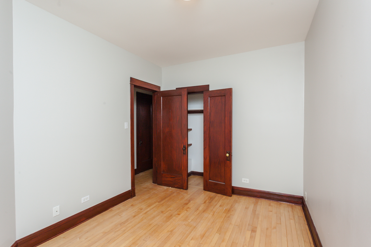 4612 North Claremont Avenue Chicago IL 60625