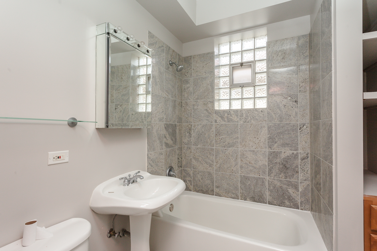 4612 North Claremont Avenue Chicago IL 60625