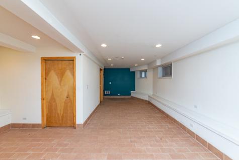 4612 North Claremont Avenue Chicago IL 60625
