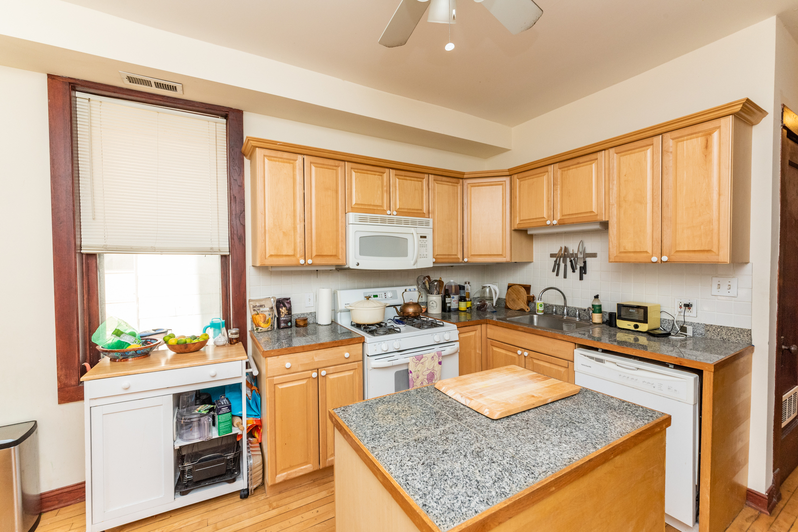 4612 North Claremont Avenue Chicago IL 60625