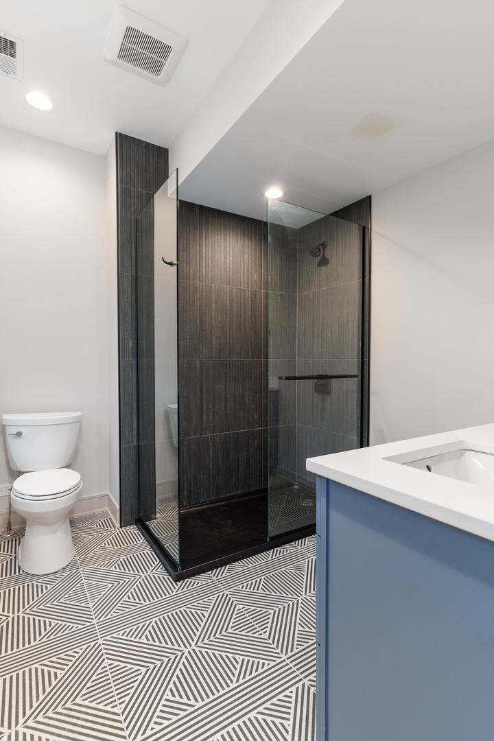 3317 North Avers Avenue Chicago IL 60618