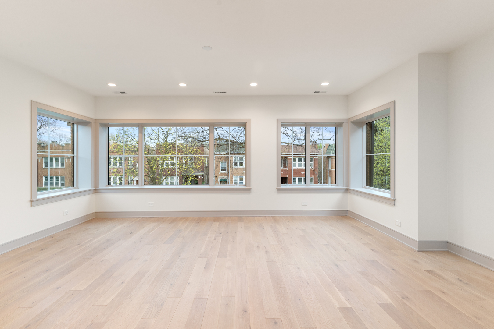 3317 North Avers Avenue Chicago IL 60618