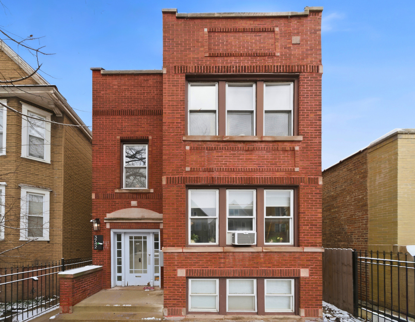3742 West Diversey Avenue Chicago IL 60647