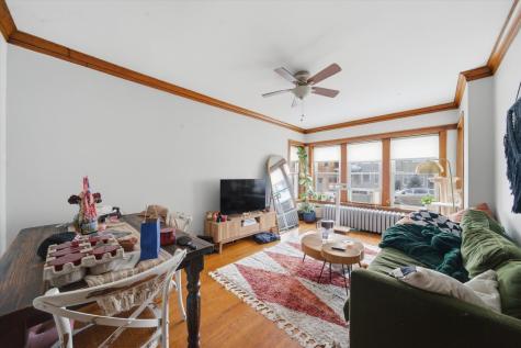 3742 West Diversey Avenue Chicago IL 60647
