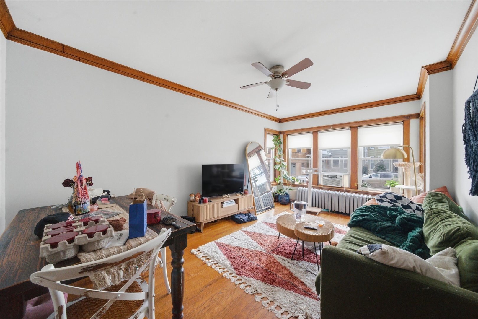 3742 West Diversey Avenue Chicago IL 60647