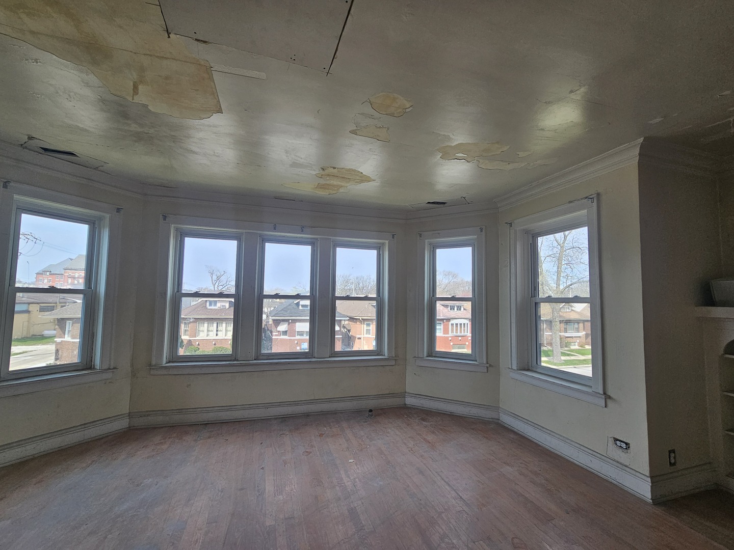 9439 South Racine Avenue Chicago IL 60620