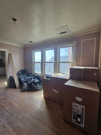 9439 South Racine Avenue Chicago IL 60620