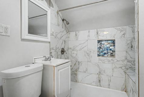 124 West 108th Place Chicago IL 60628