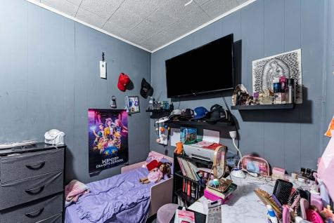 2703 South Hillock Avenue Chicago IL 60608