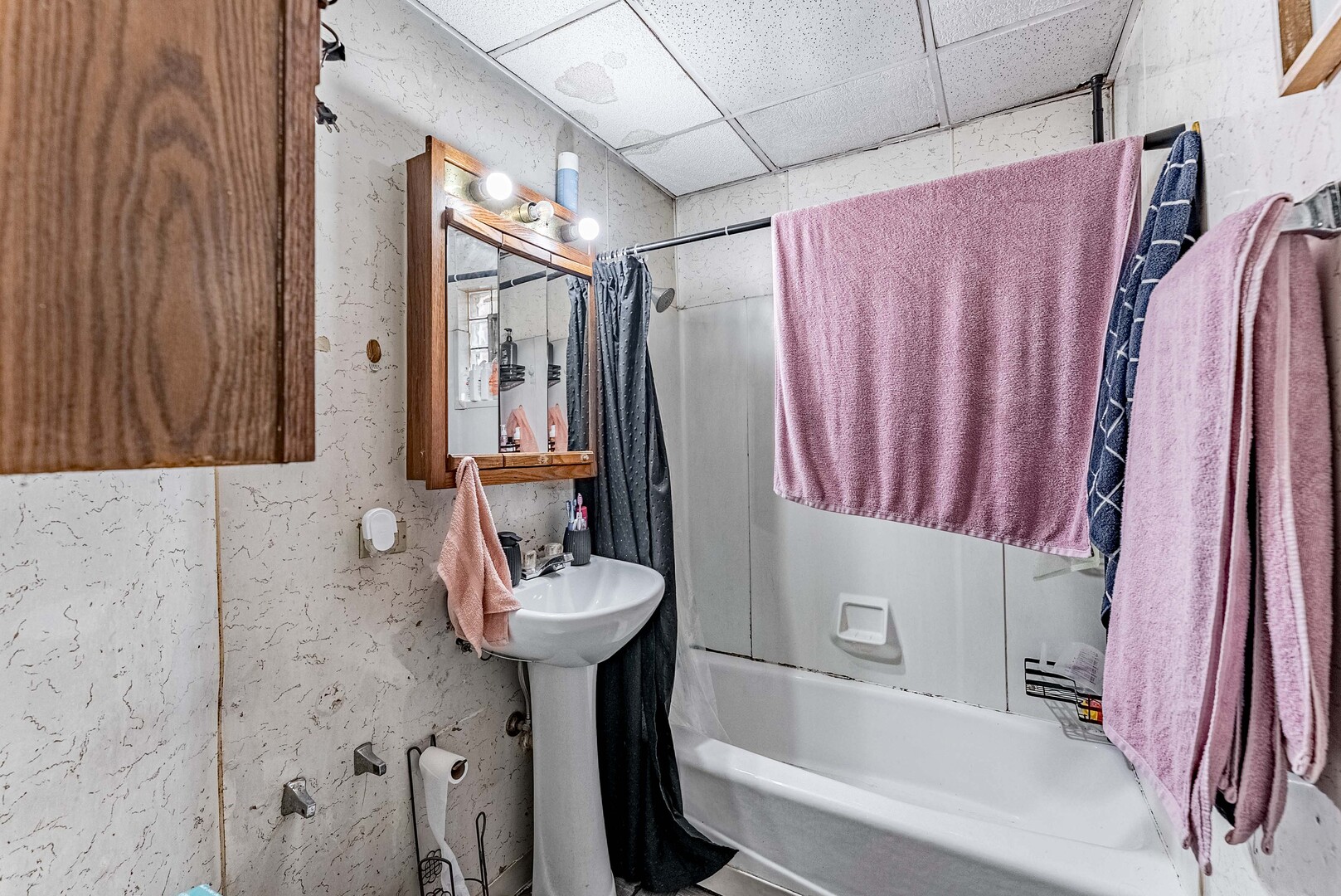 2703 South Hillock Avenue Chicago IL 60608