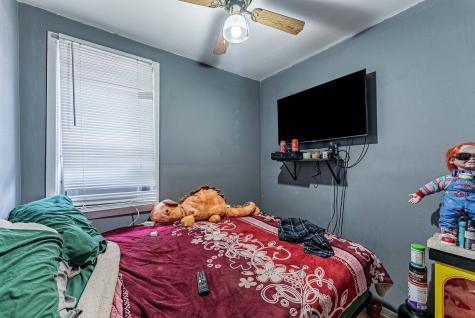 2703 South Hillock Avenue Chicago IL 60608