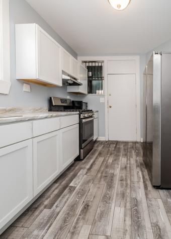 7751 South Phillips Avenue Chicago IL 60649